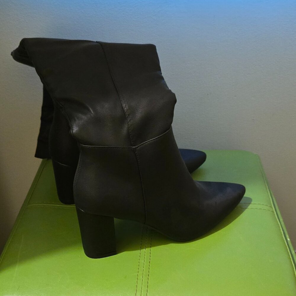Chic Black Heeled Boots for Women